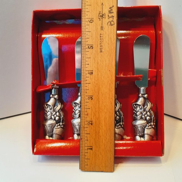 Holiday Spreaders Home for the Holidays May Co set of 4 - Picture 4 of 9